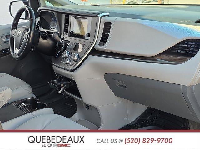 2015 Toyota Sienna XLE