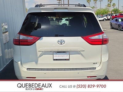 2015 Toyota Sienna XLE