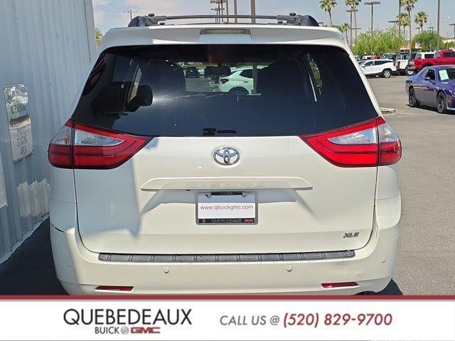 2015 Toyota Sienna XLE