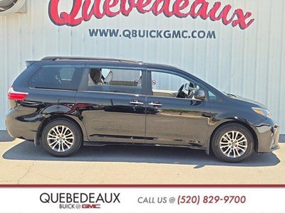 2020 Toyota Sienna XLE Auto Access Seat
