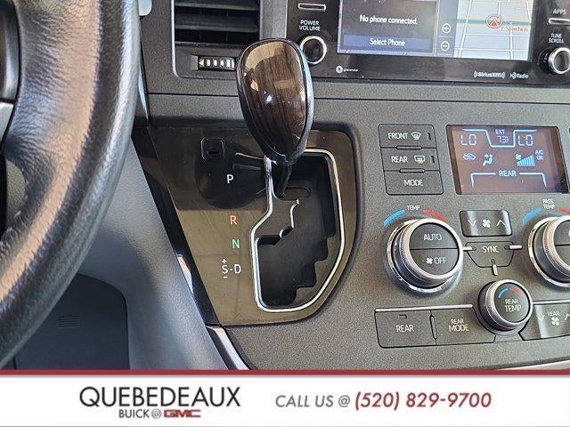2020 Toyota Sienna XLE Auto Access Seat