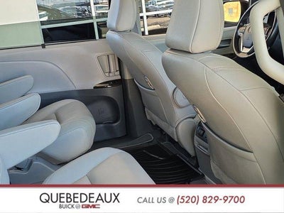 2020 Toyota Sienna XLE Auto Access Seat