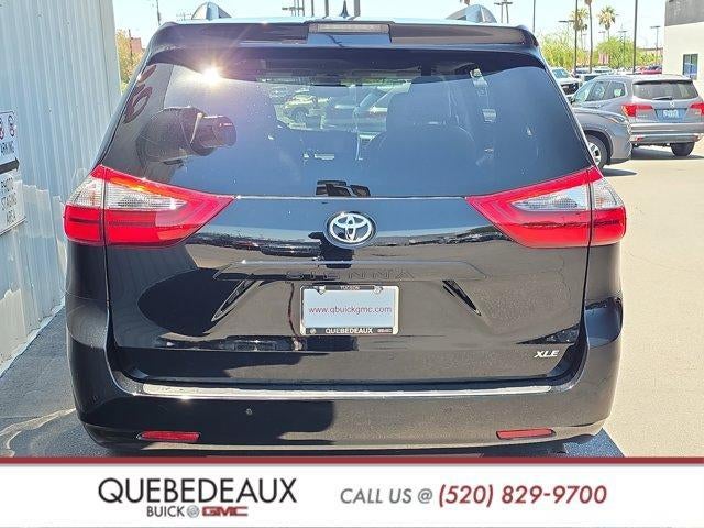 2020 Toyota Sienna XLE Auto Access Seat