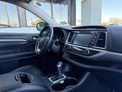 2017 Toyota Highlander Limited