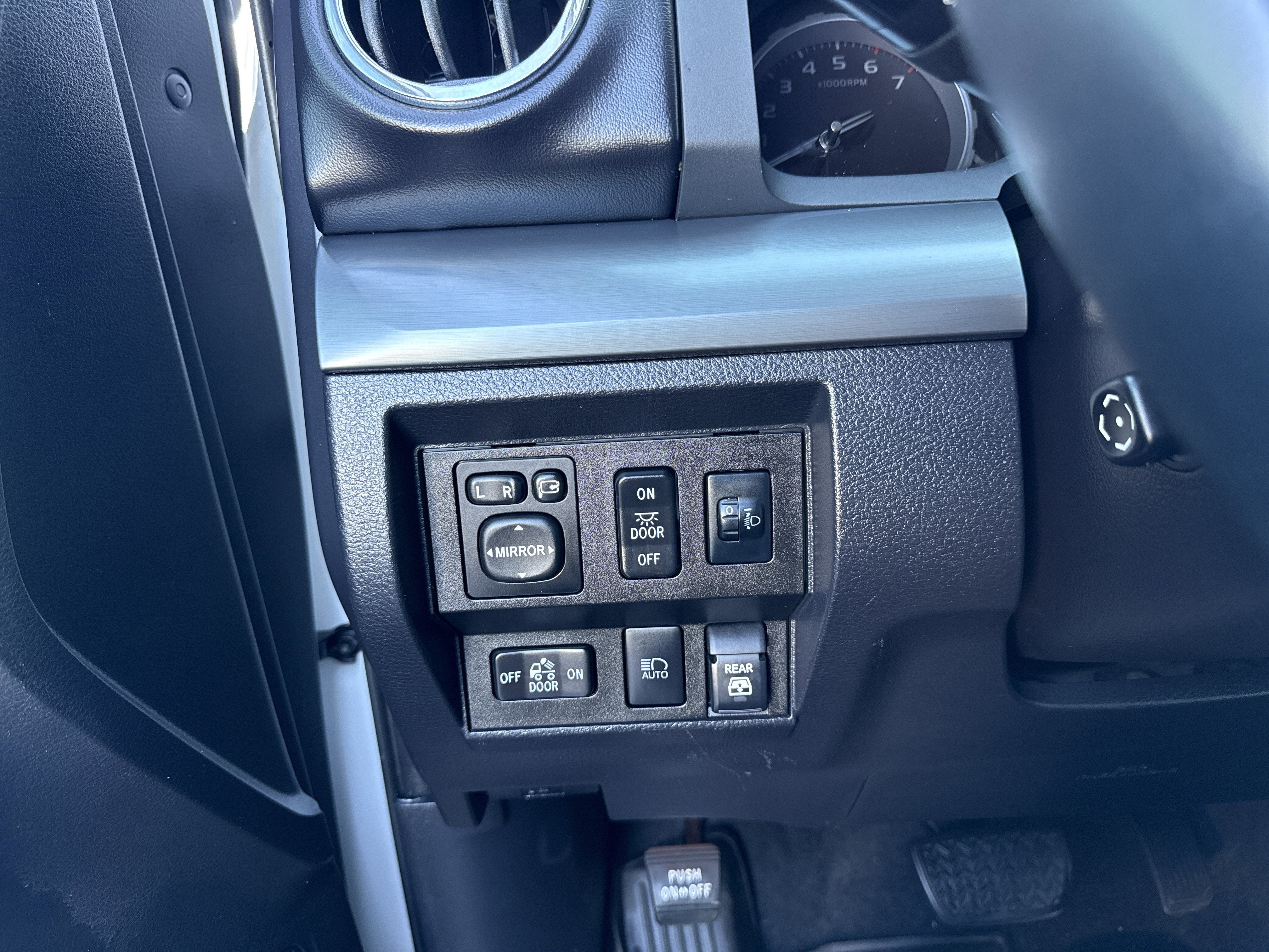 2019 Toyota Tundra 4WD SR5