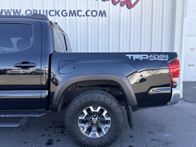2017 Toyota Tacoma SR5