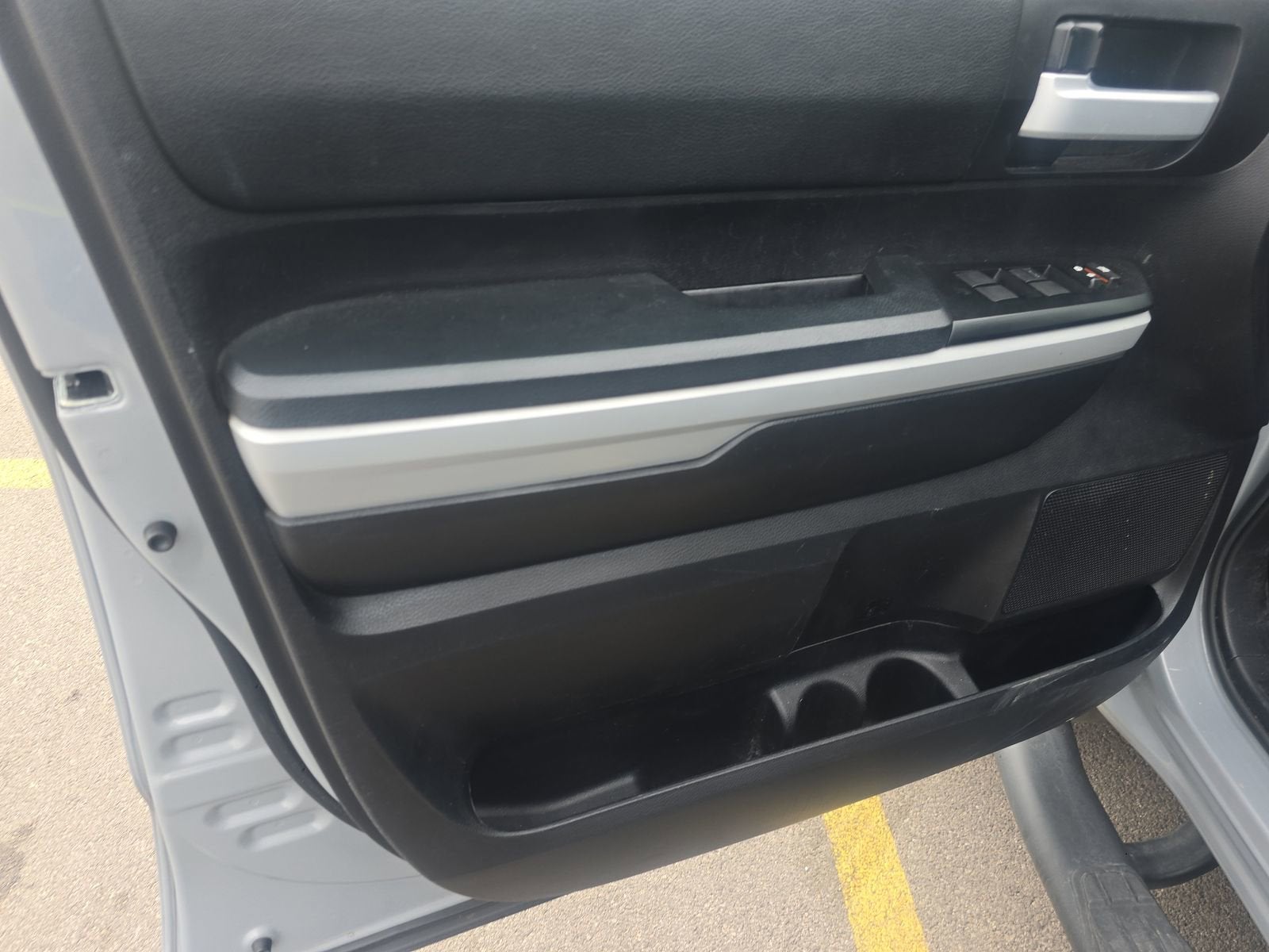 2020 Toyota Tundra 4WD SR5