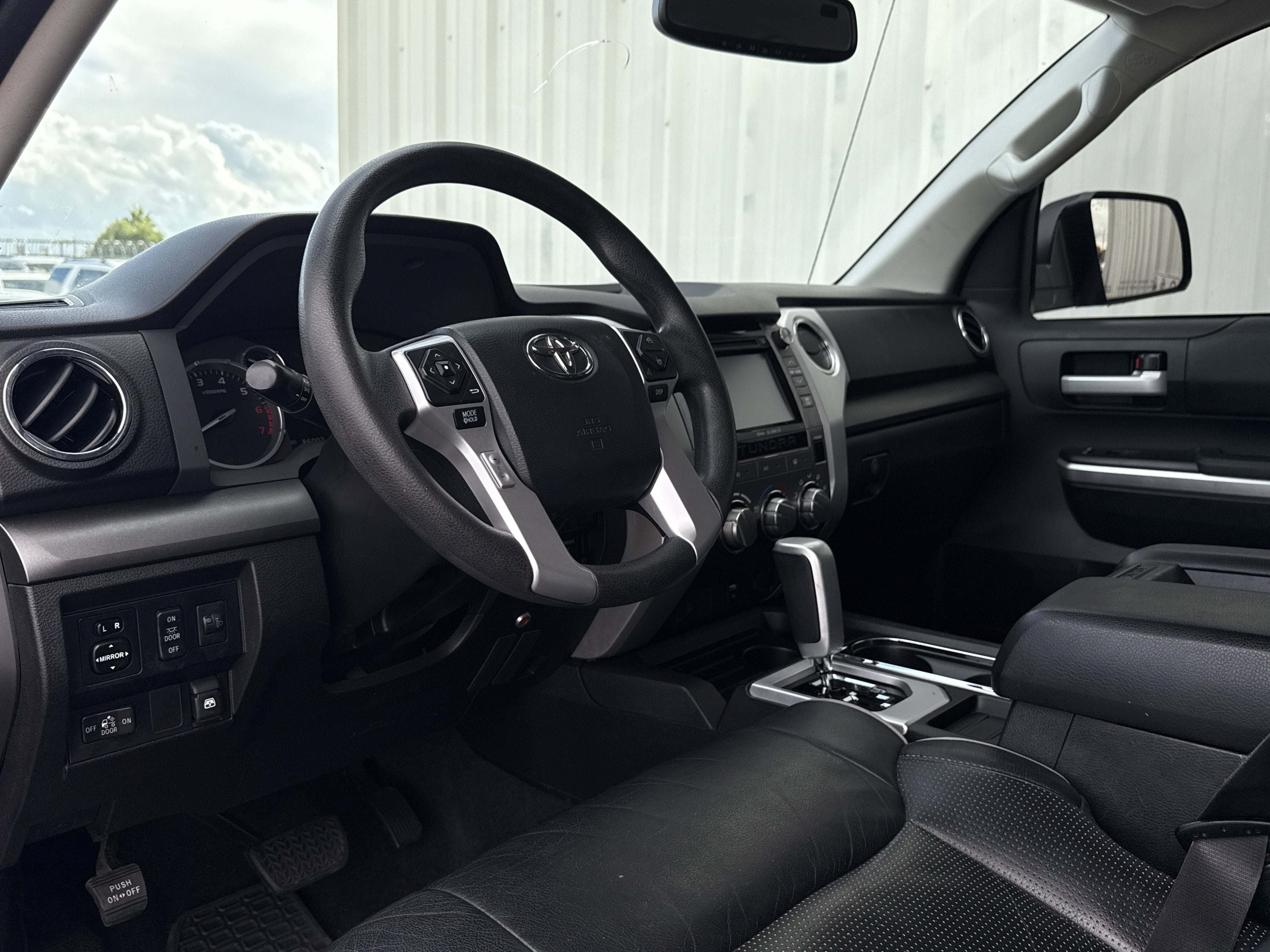 2016 Toyota Tundra 2WD Truck SR5