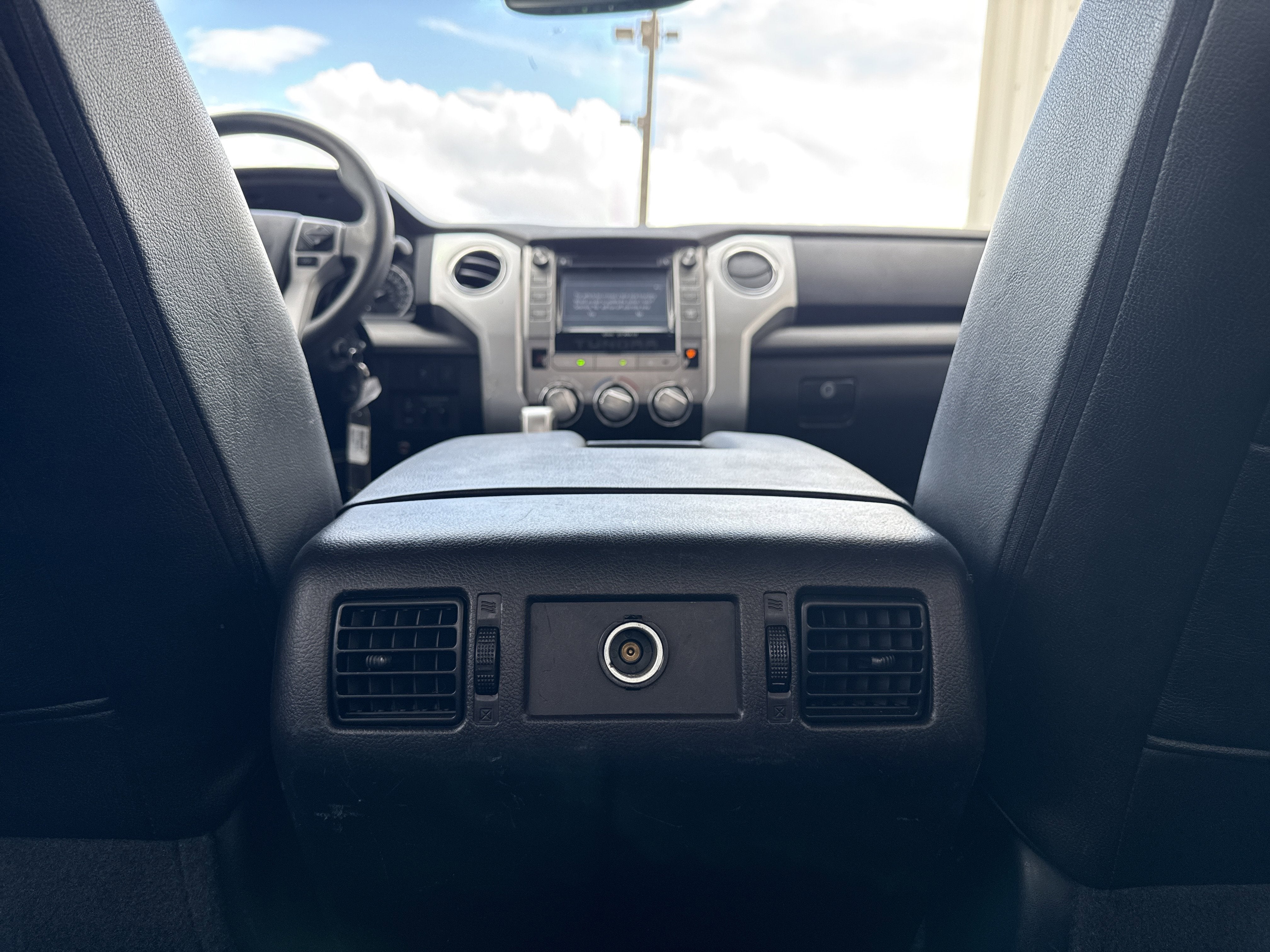 2016 Toyota Tundra 2WD Truck SR5