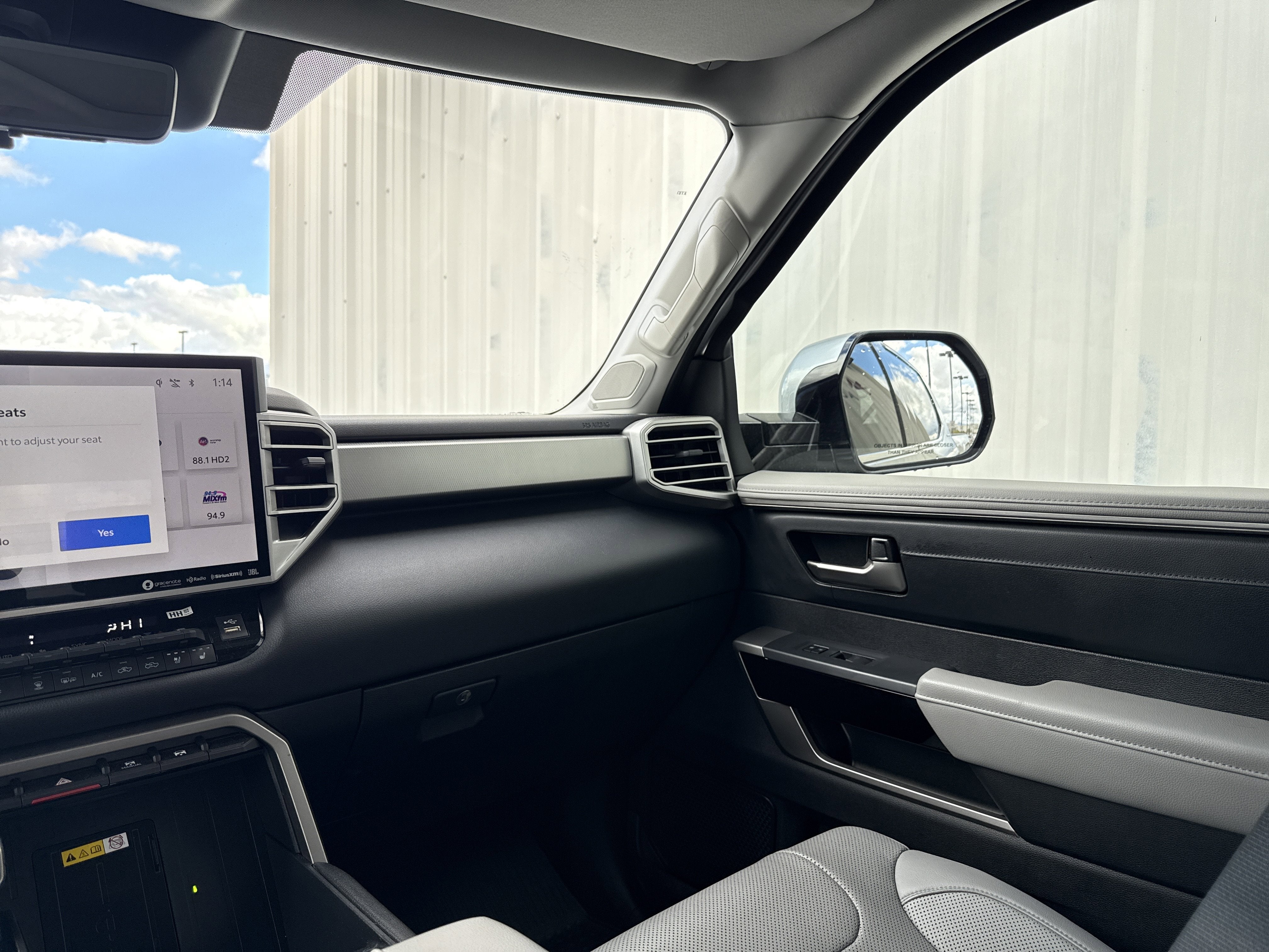 2022 Toyota Tundra 4WD Limited