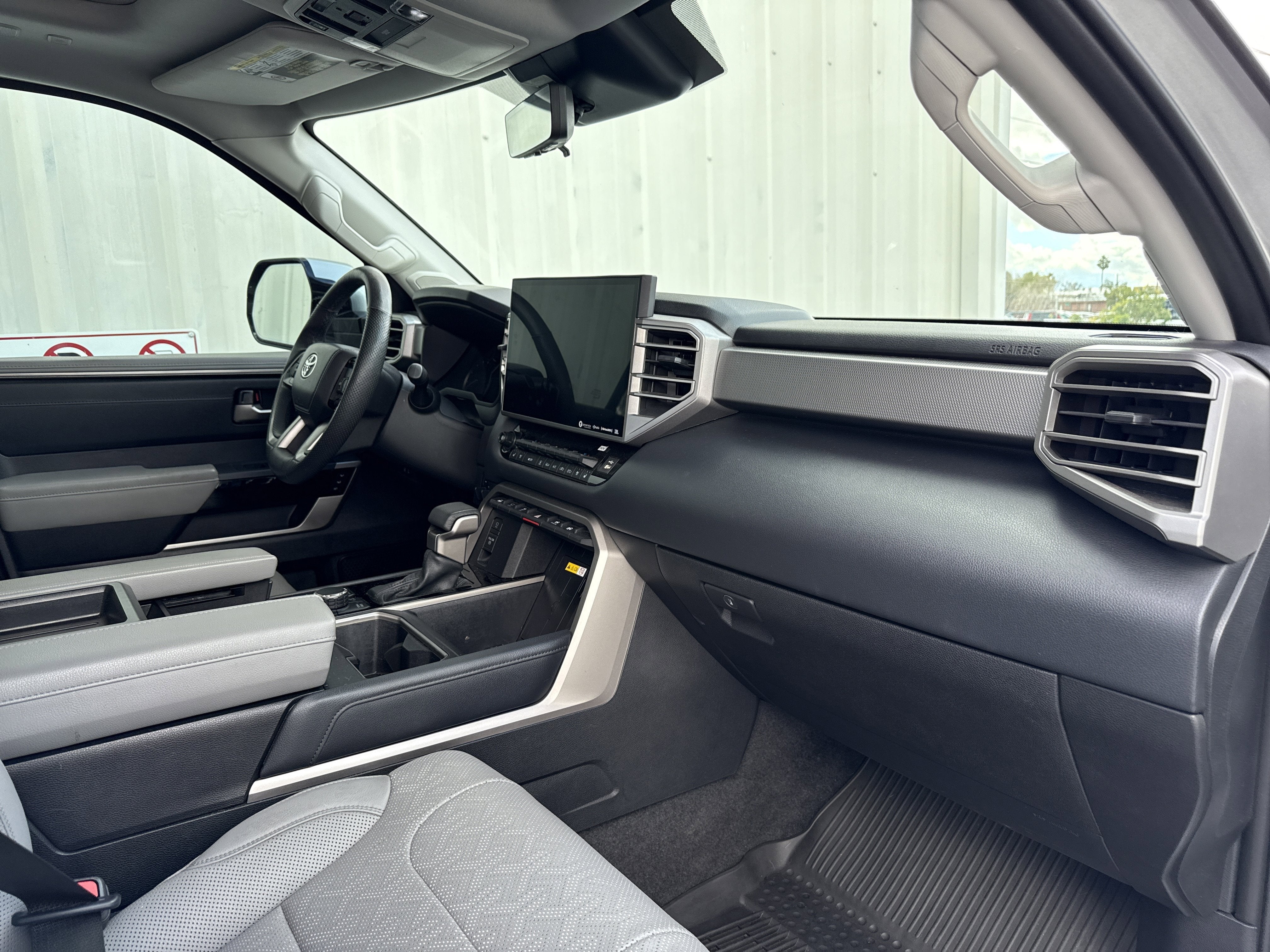 2022 Toyota Tundra 4WD Limited