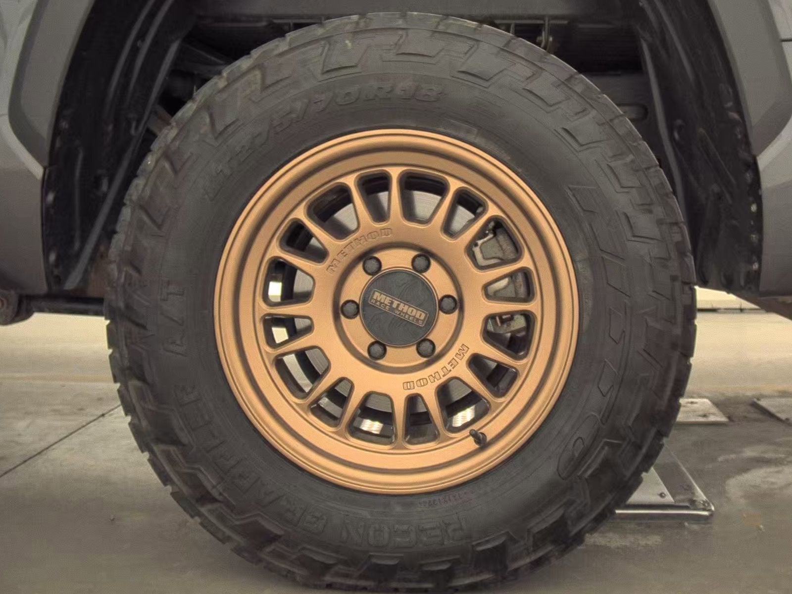 2024 Toyota Tundra 4WD SR5