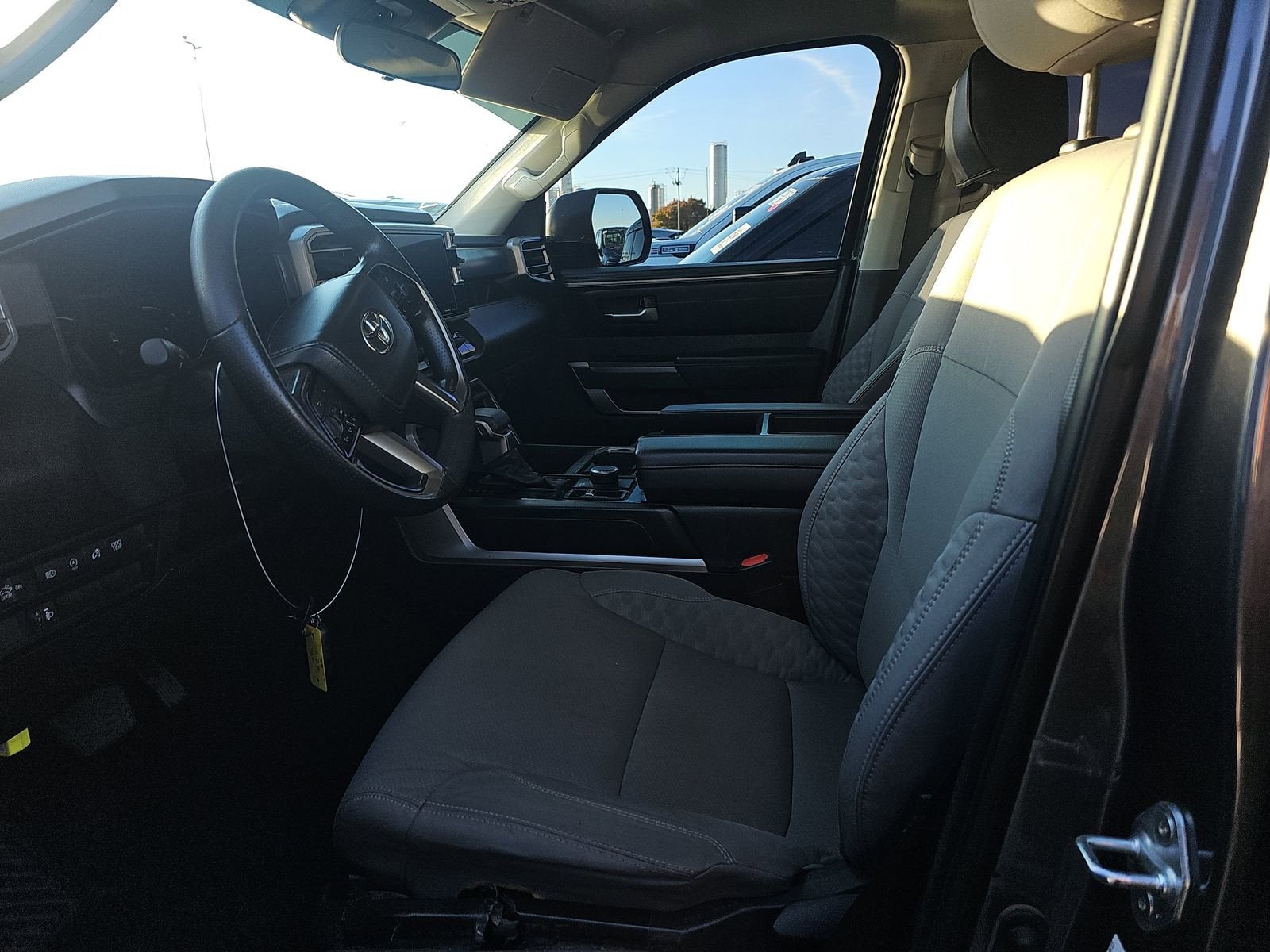 2024 Toyota Tundra 4WD SR5