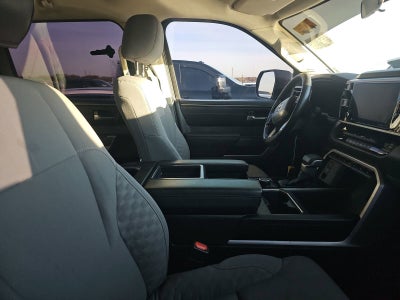 2024 Toyota Tundra 4WD SR5