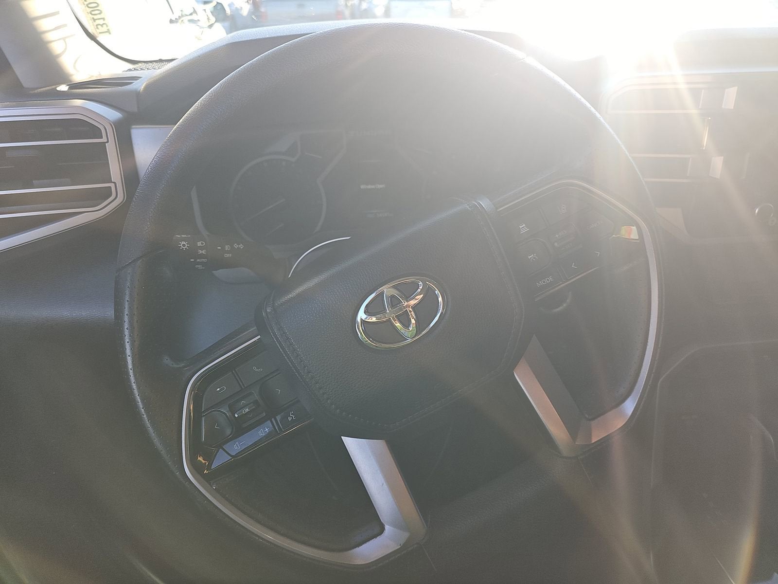 2024 Toyota Tundra 4WD SR5