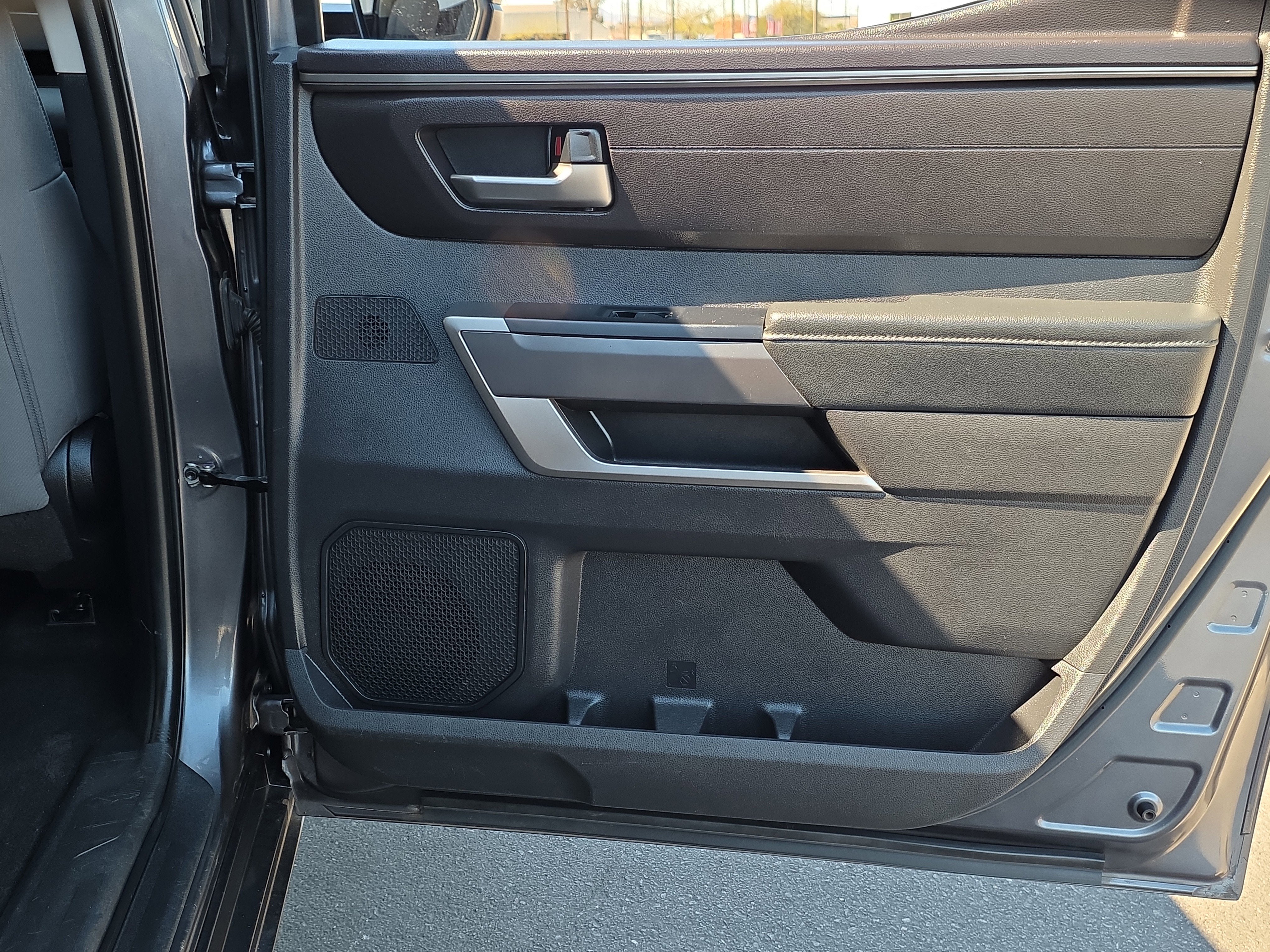 2024 Toyota Tundra 4WD SR5