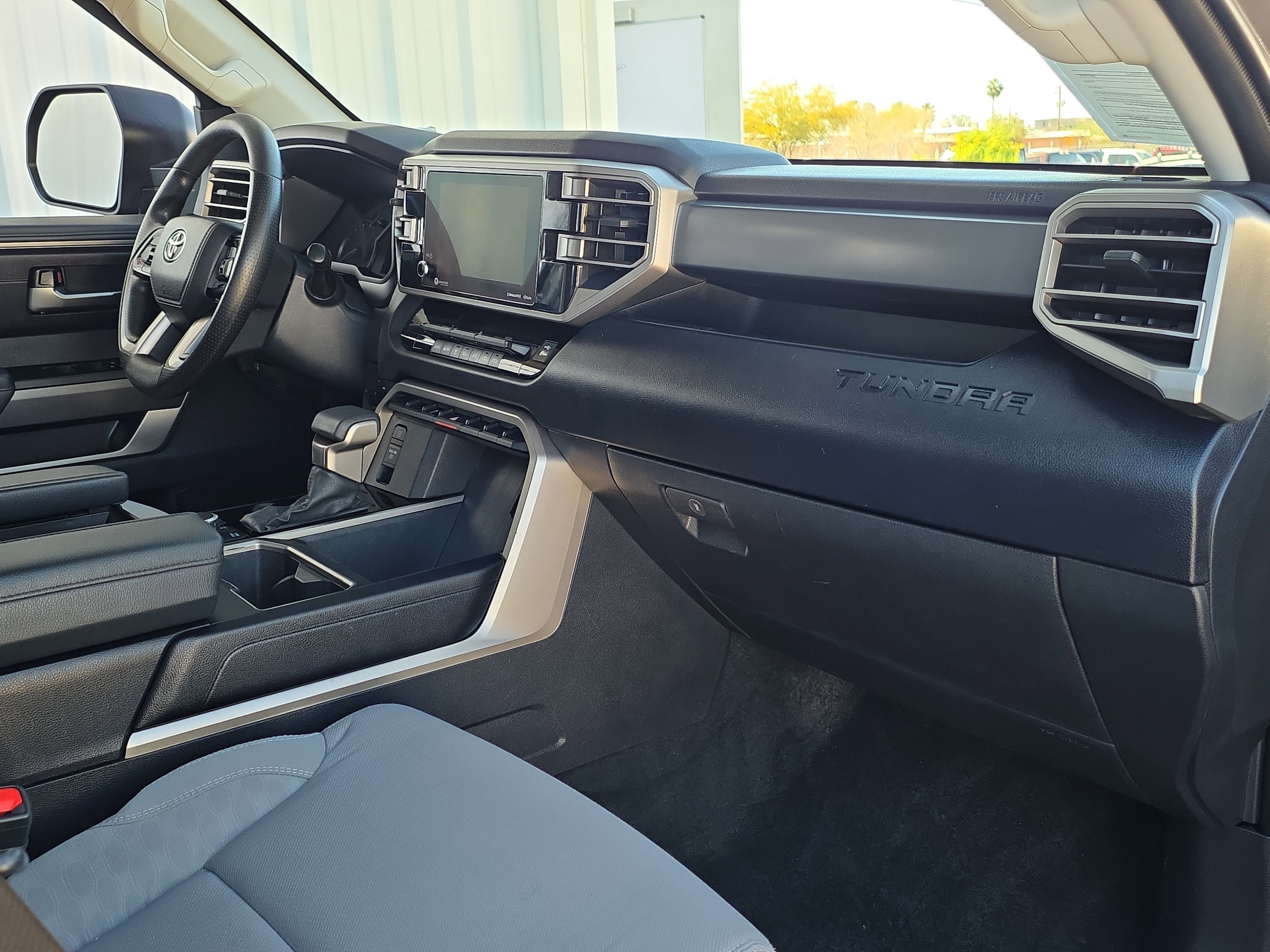 2024 Toyota Tundra 4WD SR5