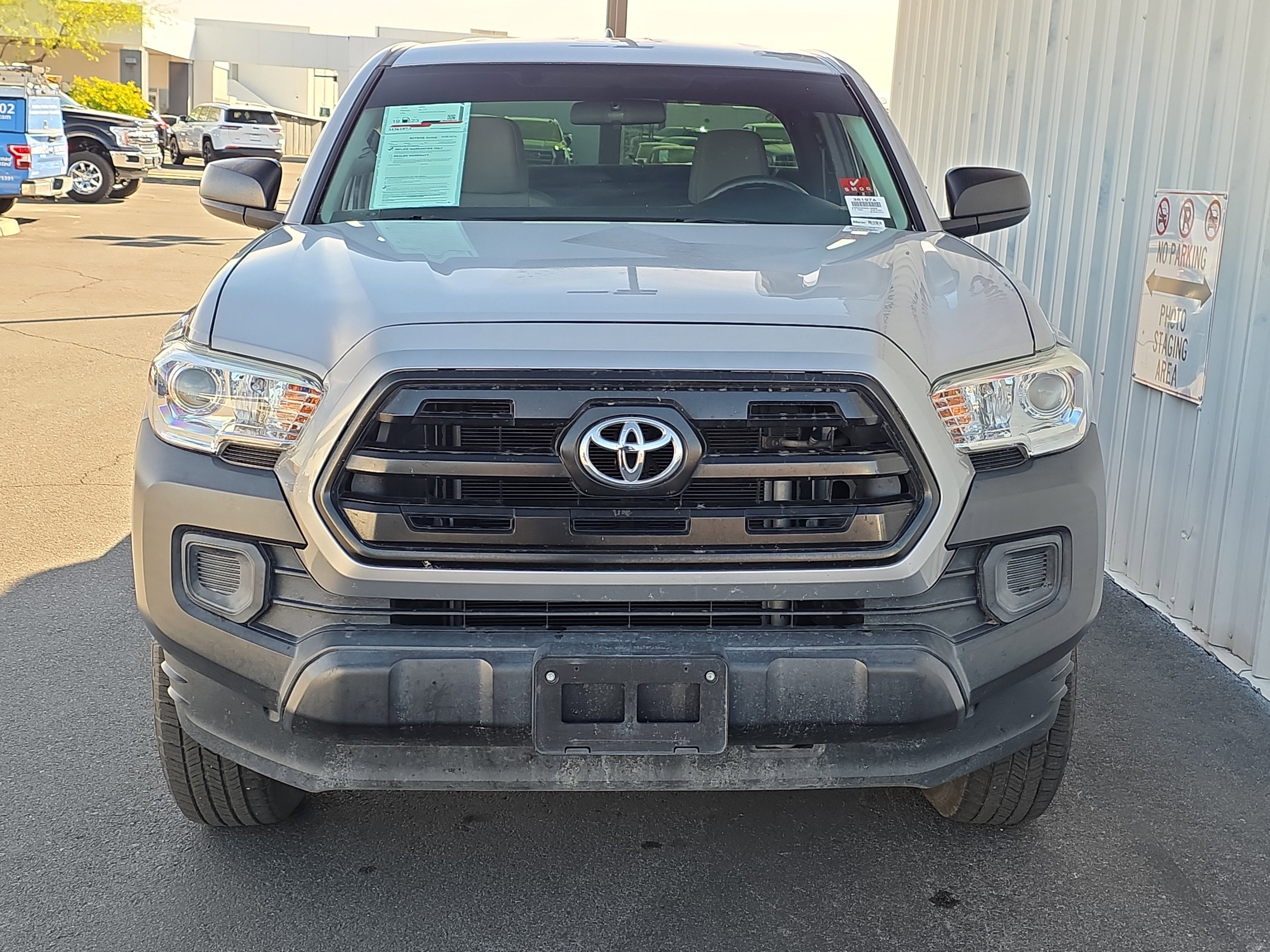 2017 Toyota Tacoma SR