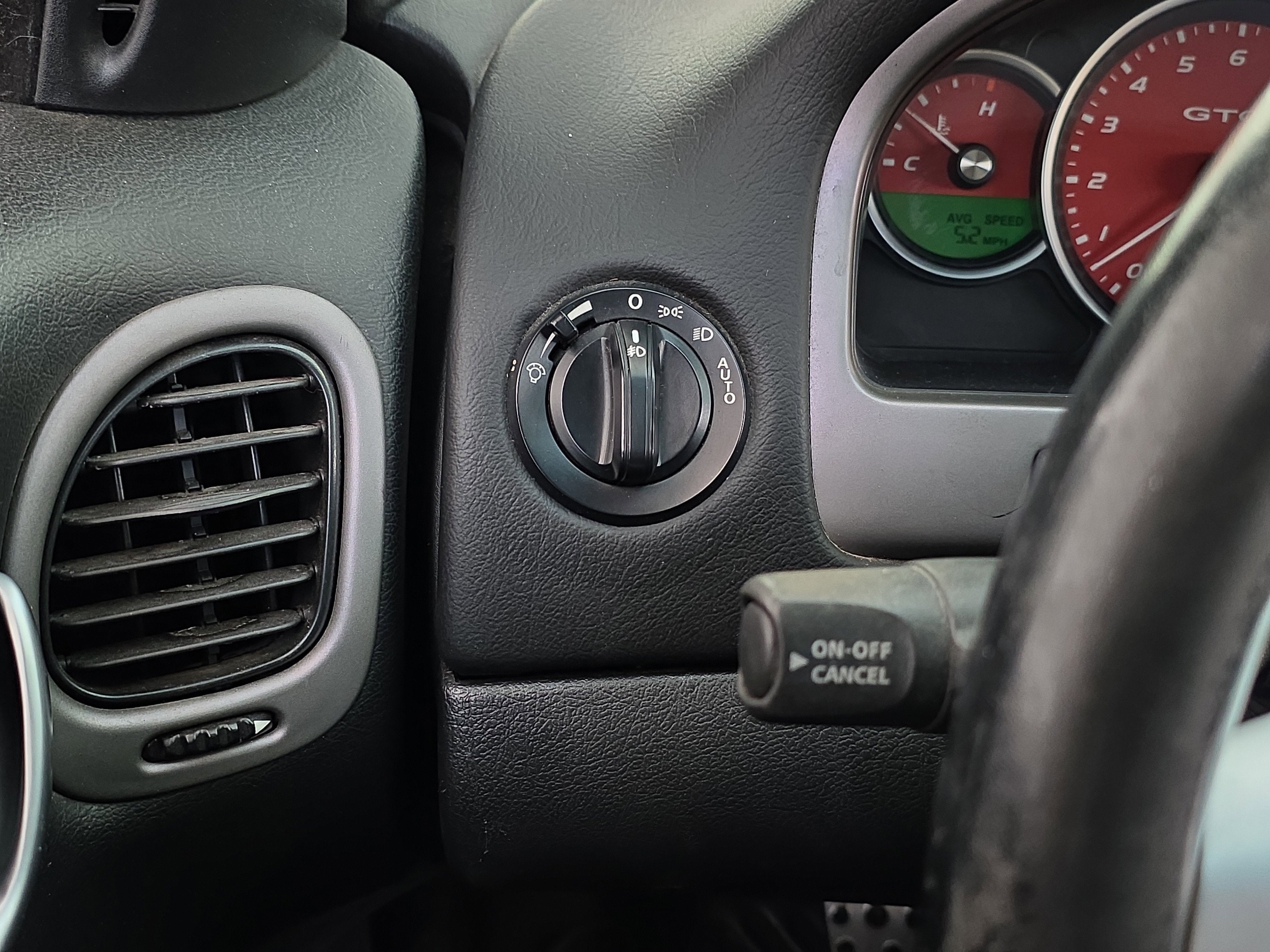 2005 Pontiac GTO 2DR CPE