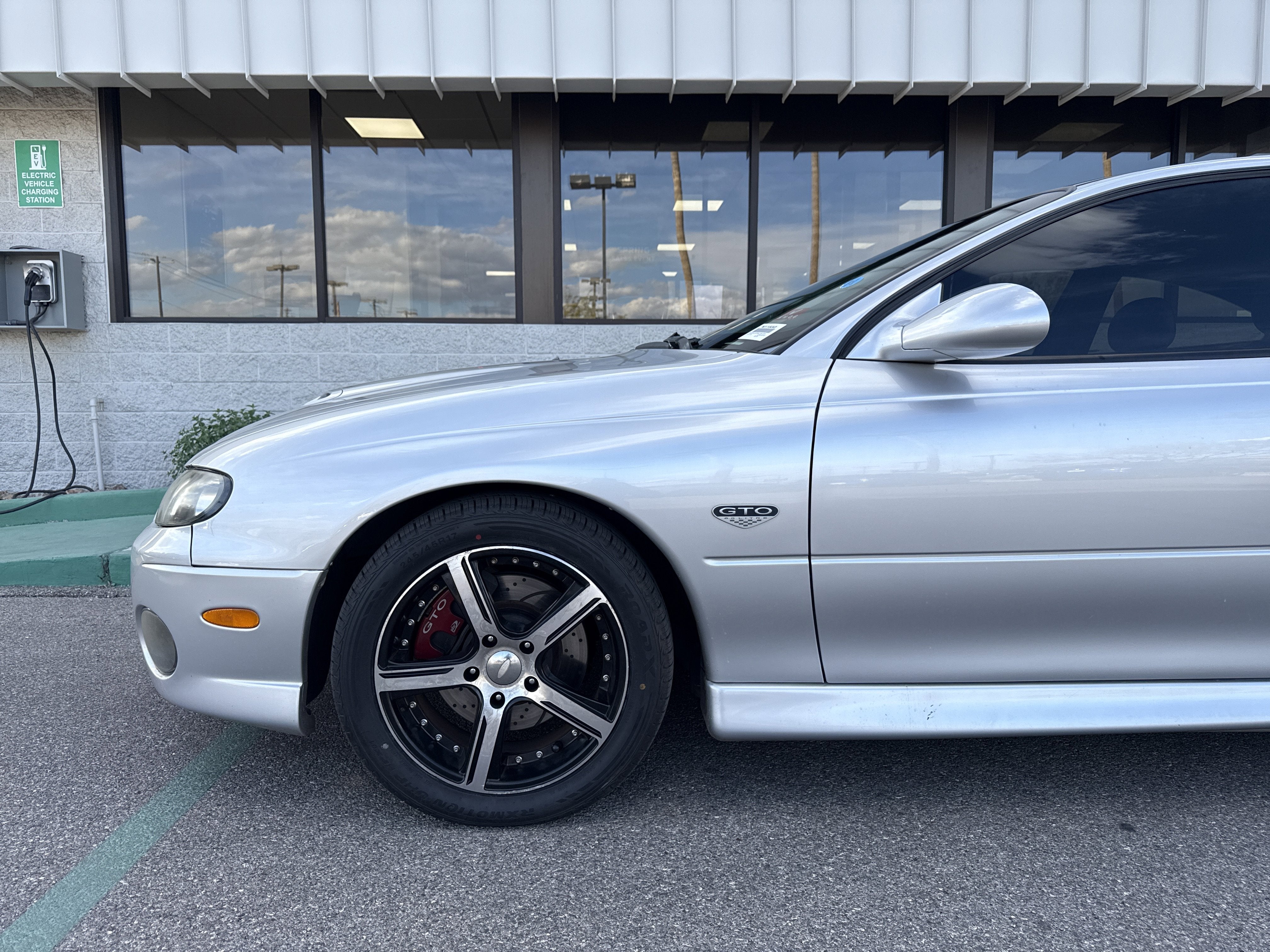 2005 Pontiac GTO 2DR CPE