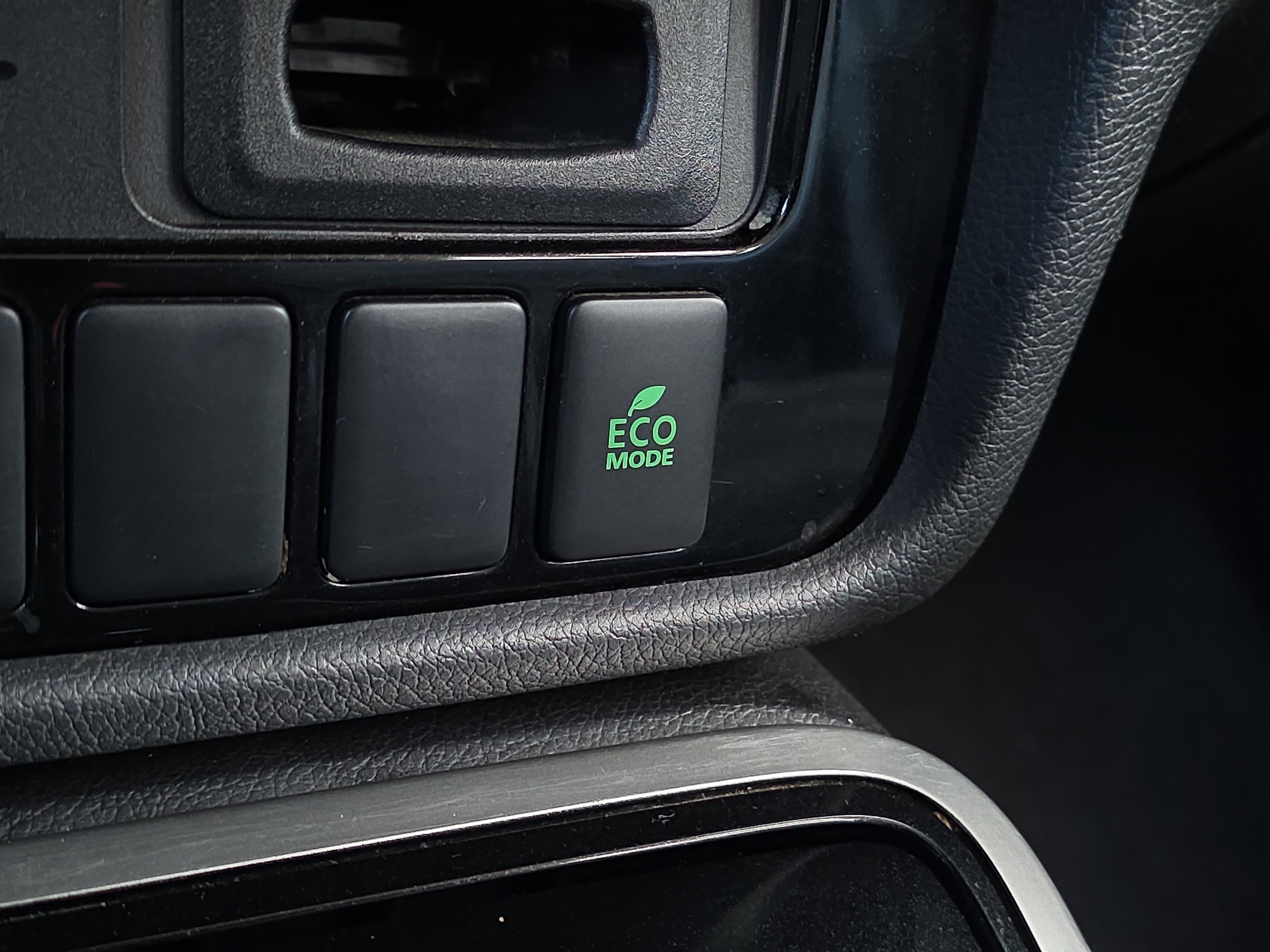 2020 Mitsubishi Outlander SE