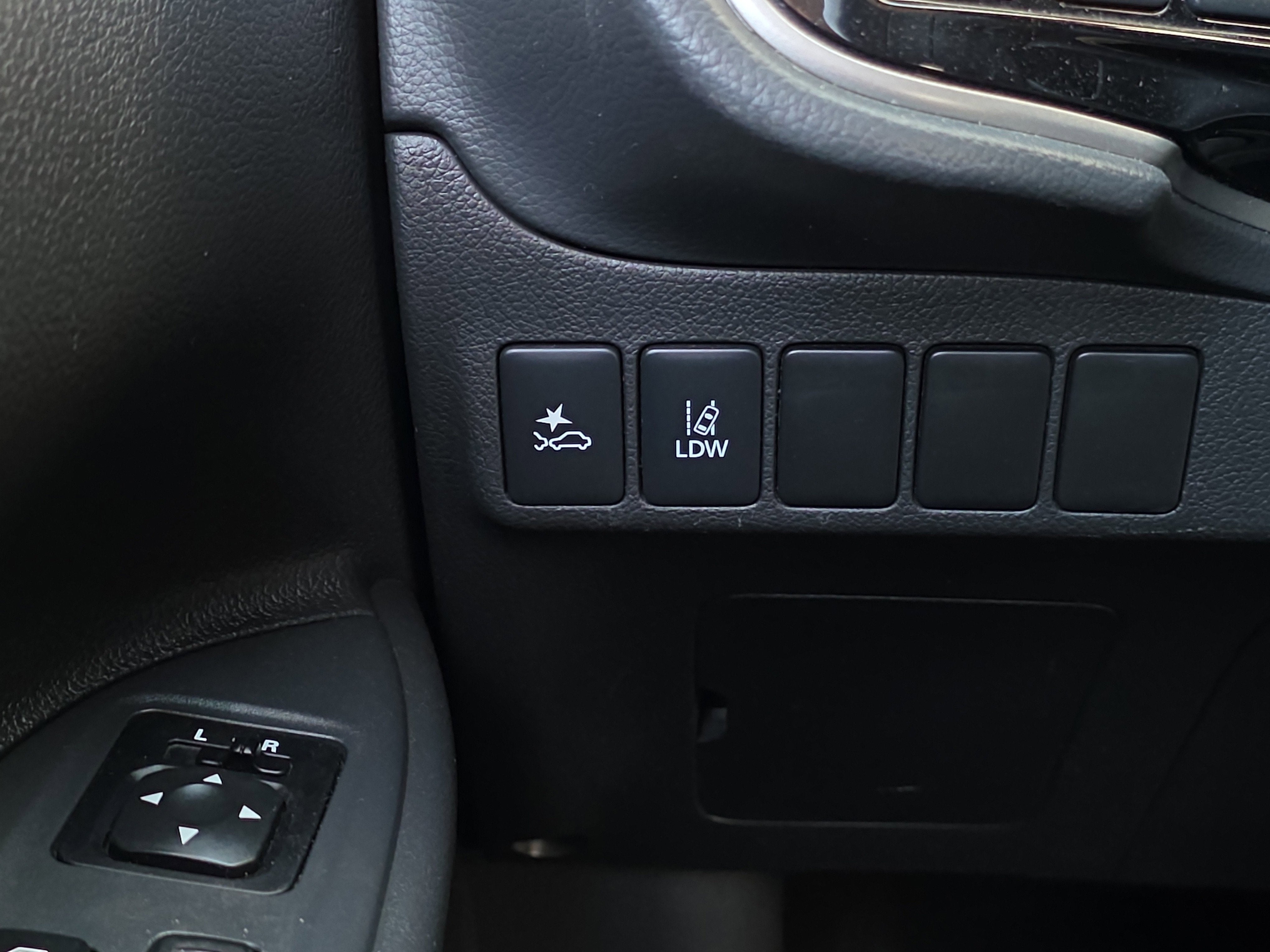 2020 Mitsubishi Outlander SE