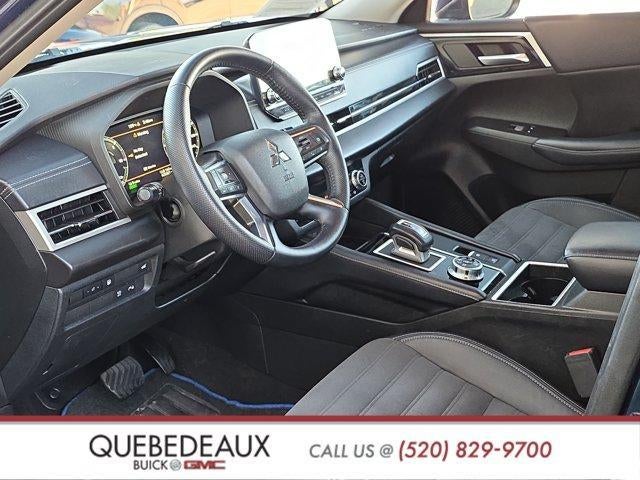 2023 Mitsubishi Outlander PHEV SE