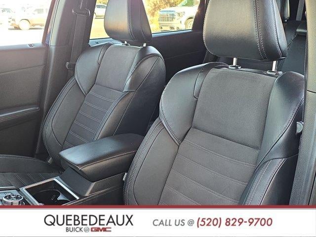 2023 Mitsubishi Outlander PHEV SE