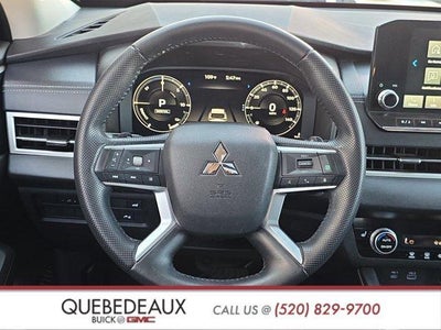 2023 Mitsubishi Outlander PHEV SE