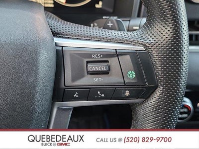 2023 Mitsubishi Outlander PHEV SE