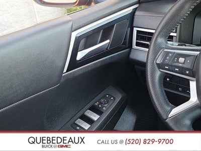 2023 Mitsubishi Outlander PHEV SE