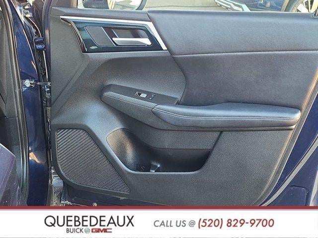2023 Mitsubishi Outlander PHEV SE