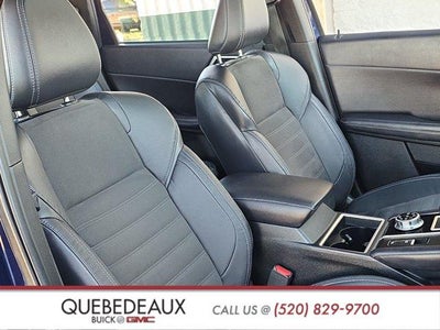 2023 Mitsubishi Outlander PHEV SE