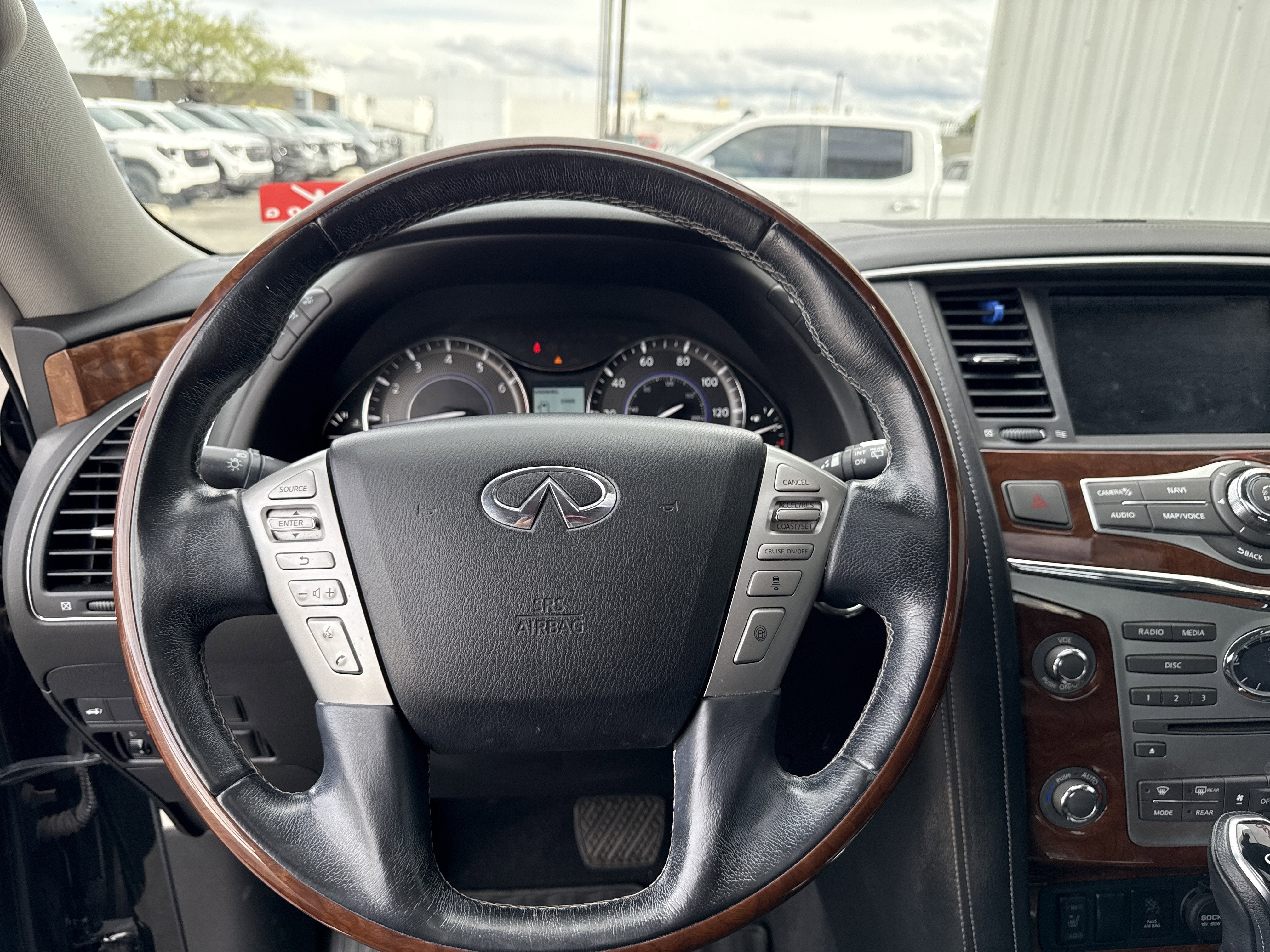 2019 INFINITI QX80 LUXE