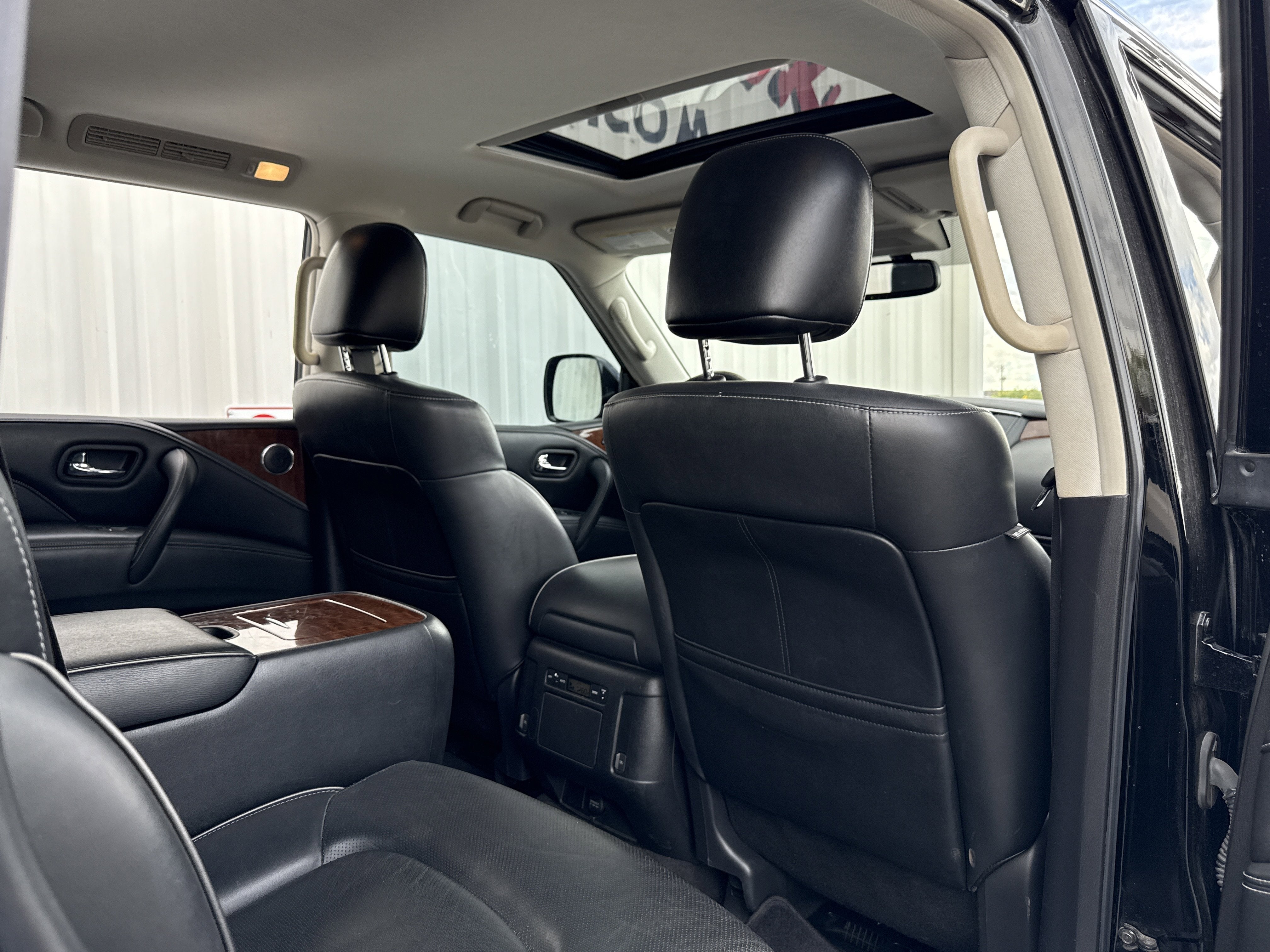 2019 INFINITI QX80 LUXE