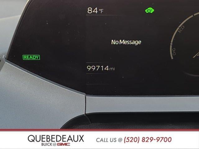2023 Toyota Prius LE