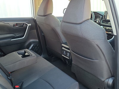 2020 Toyota RAV4 Hybrid LE