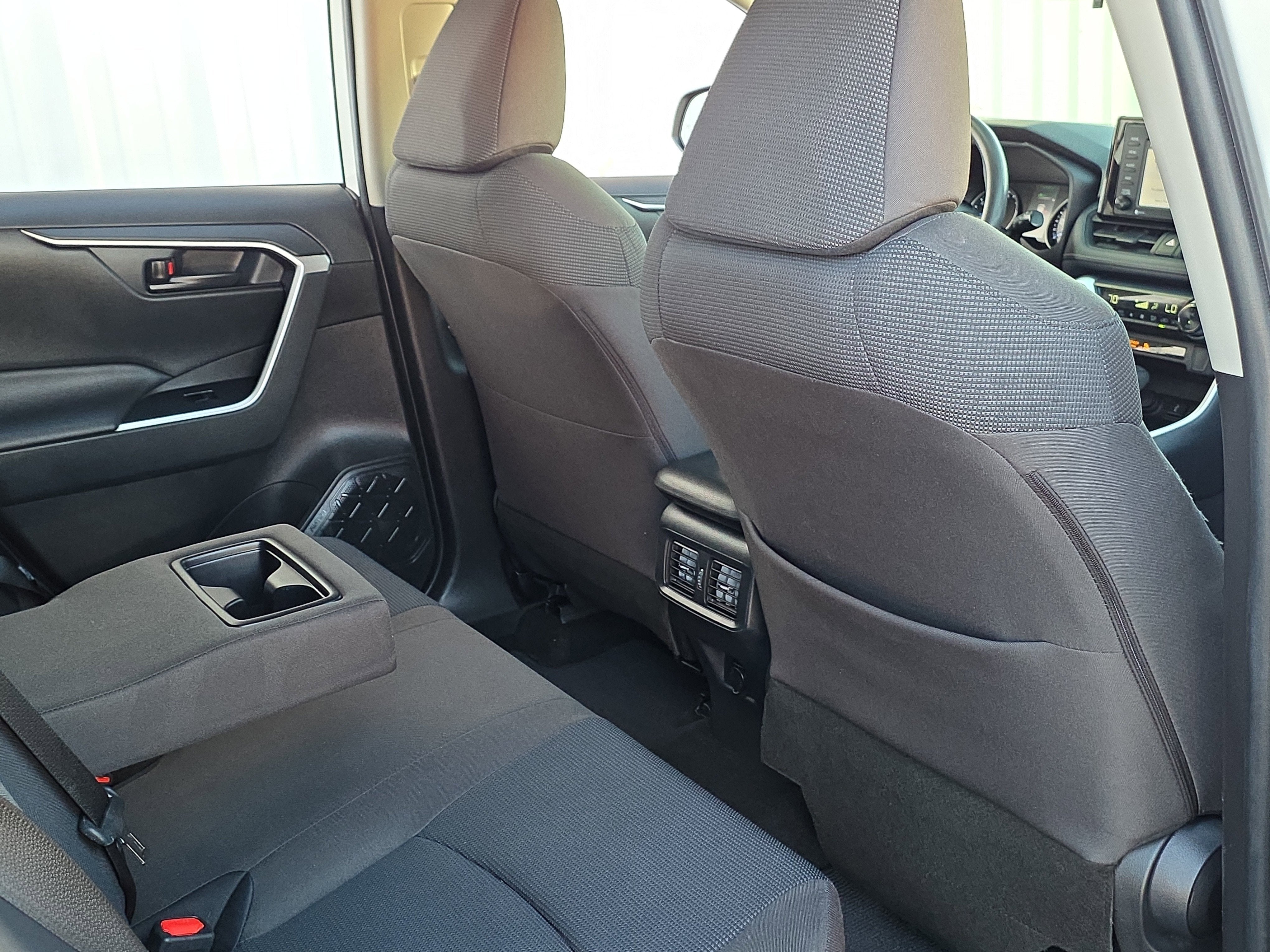 2020 Toyota RAV4 Hybrid LE