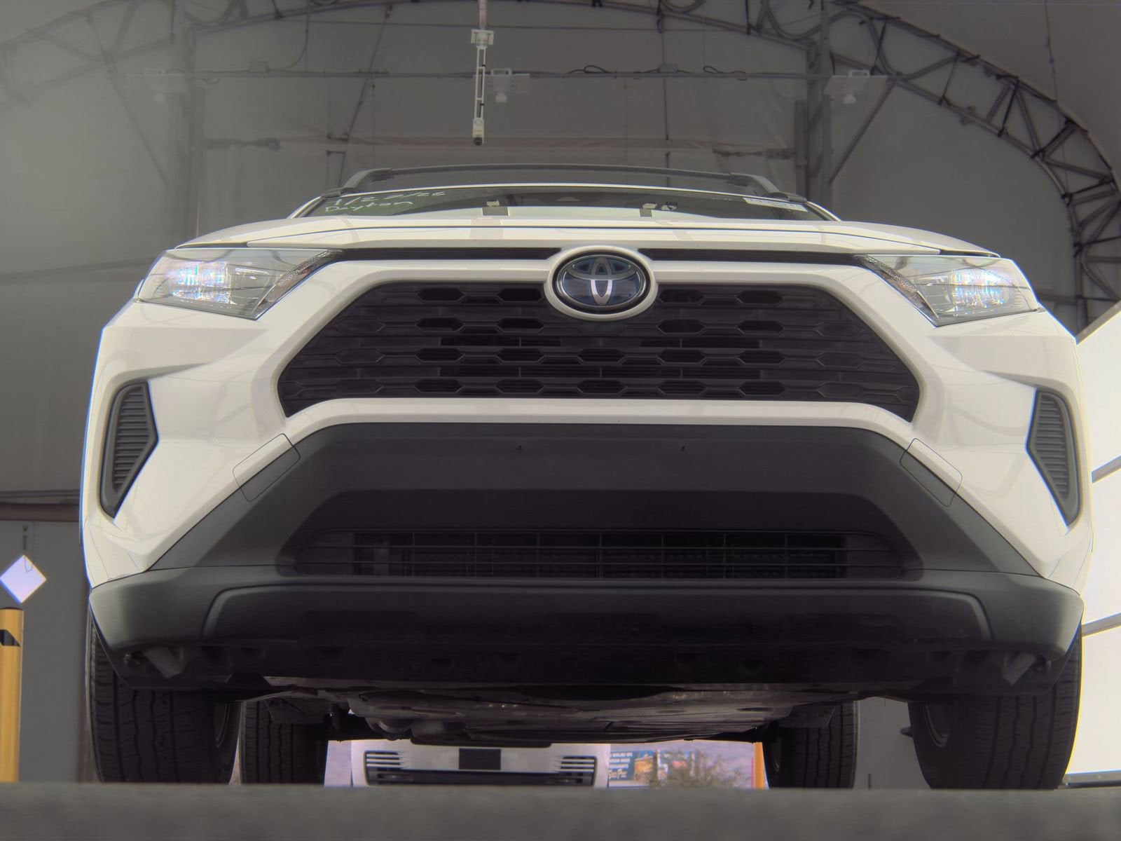 2020 Toyota RAV4 Hybrid LE