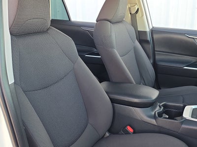 2020 Toyota RAV4 Hybrid LE