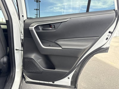 2020 Toyota RAV4 Hybrid LE