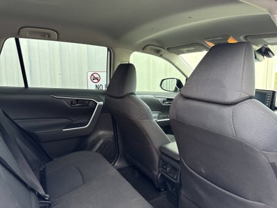 2020 Toyota RAV4 Hybrid LE