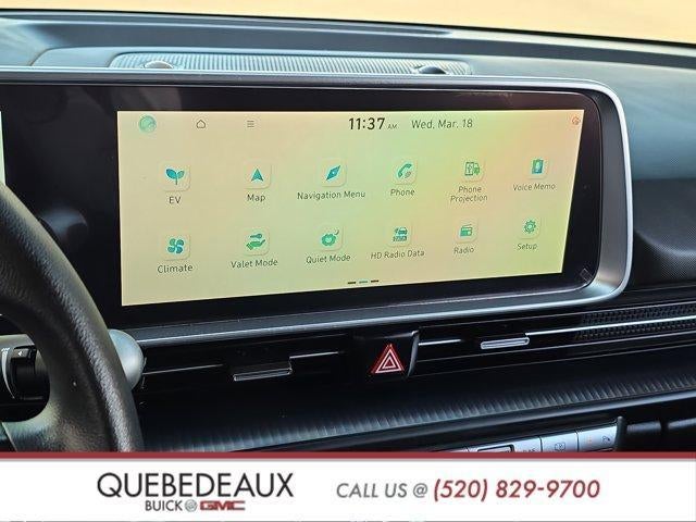 2024 Hyundai IONIQ 6 SE Standard Range