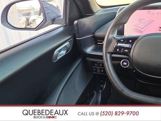 2024 Hyundai IONIQ 6 SE Standard Range