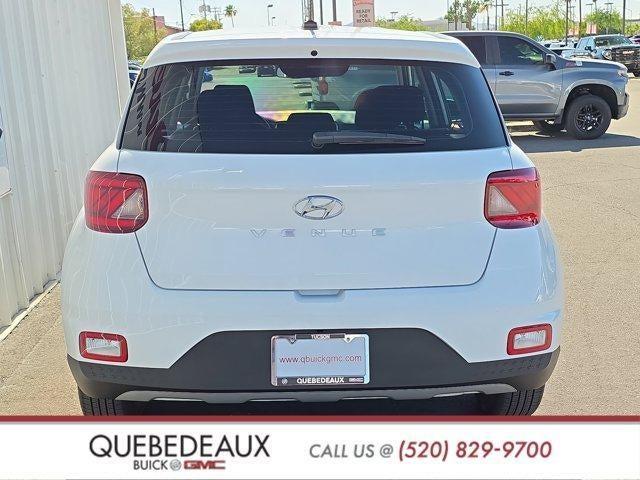 2026 Hyundai Venue SE