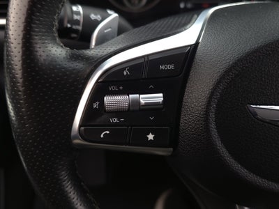 2022 Genesis G70 2.0T