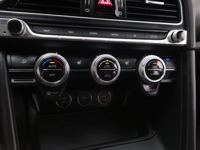 2022 Genesis G70 2.0T