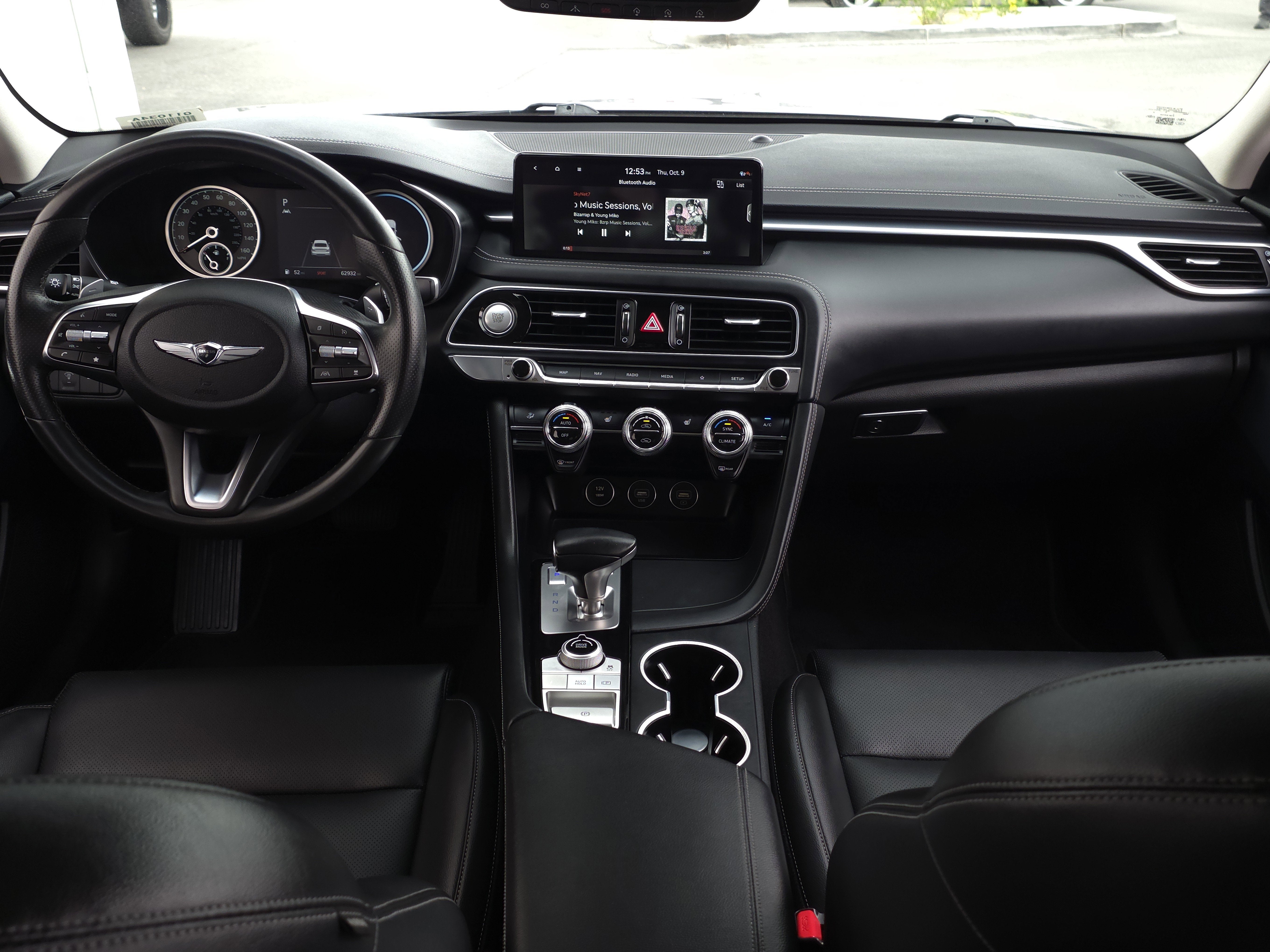 2022 Genesis G70 2.0T