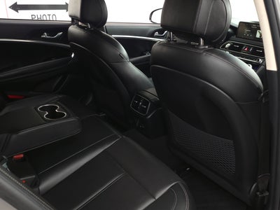 2022 Genesis G70 2.0T