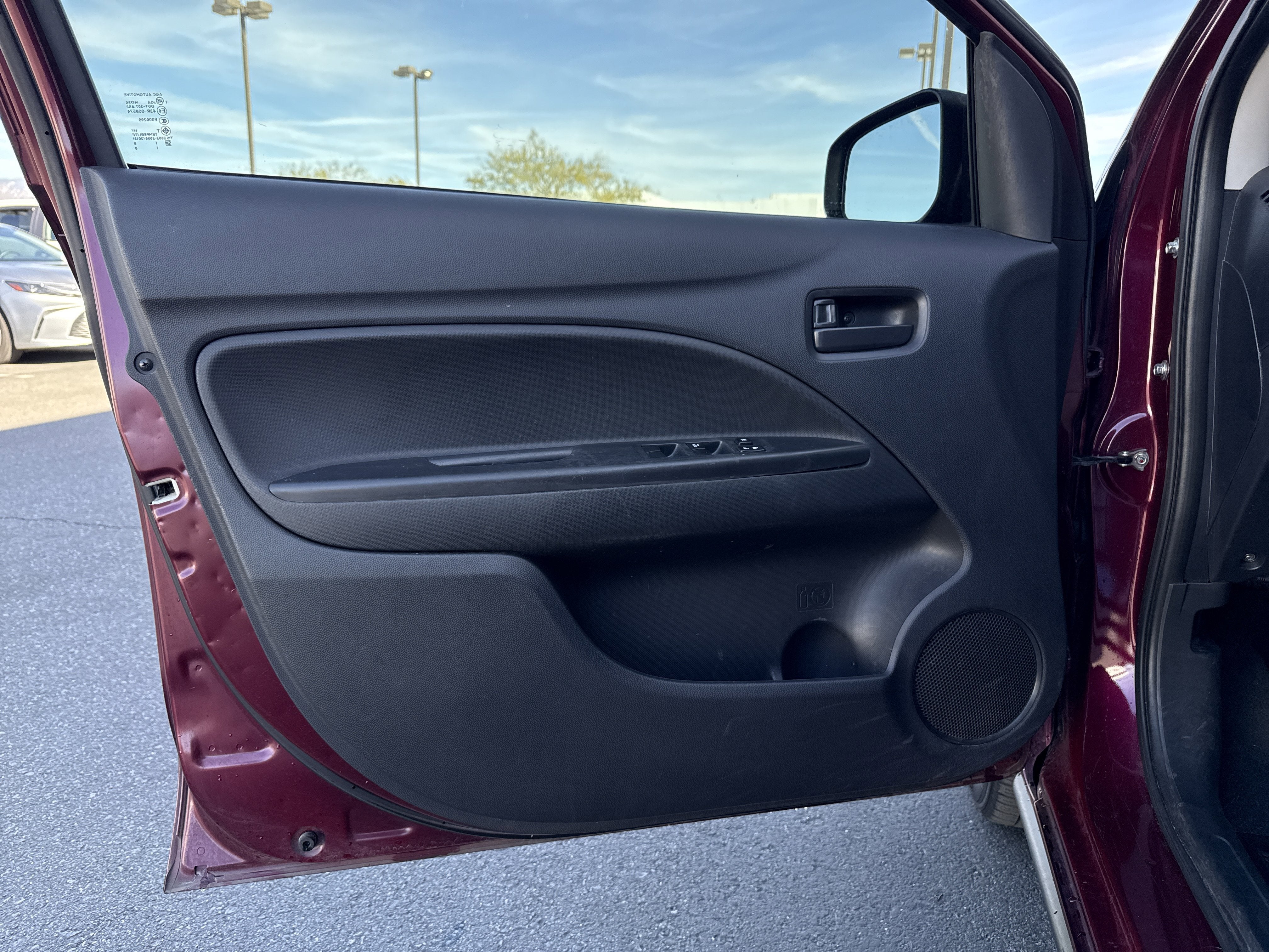 2020 Mitsubishi Mirage LE